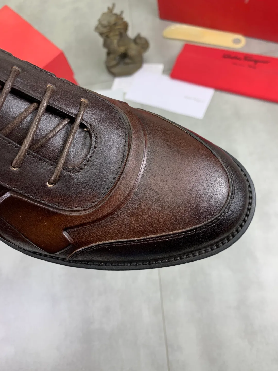 Men's Men's Shoes P560💰[New Style] Water-dyed Niuli 🆘[Salvatore Ferragamo] Ferragamo's latest casual business leather shoes for men! Listed simultaneously! The fabric is made of specially imported original calfskin, the lining is made of imported water-dyed cowhide, and the original combination outsole is absolutely luxurious and leads the fashion trend. Matching code: 39-44 (45 customized) 5️⃣ colors available